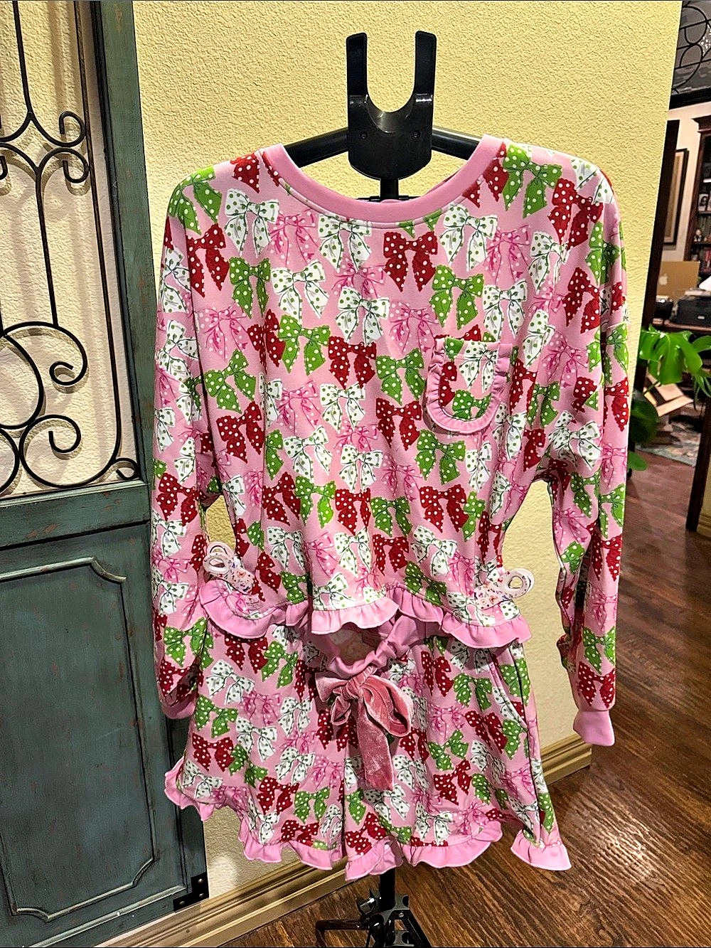 Simply Southern Bows Ruffle Short Pajama Set Pink & Red XL